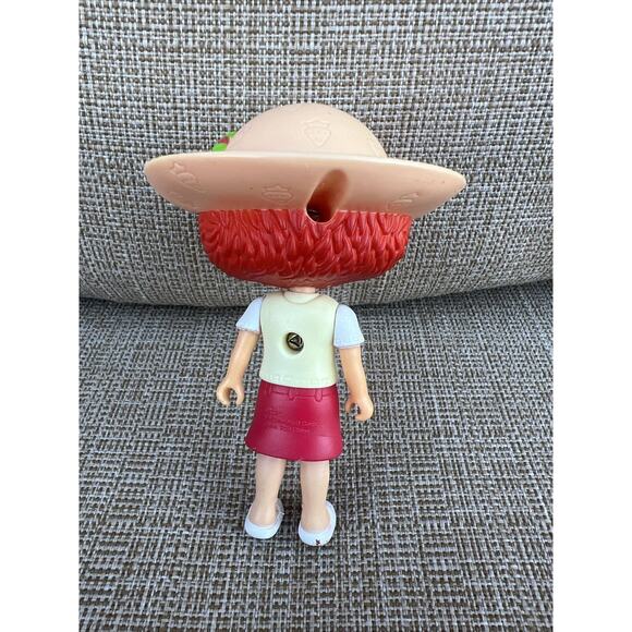Mixed Lot of 4 McDonald's Happy Meal Toys Strawberry Shortcake Toys Figures - Picture 5 of 9